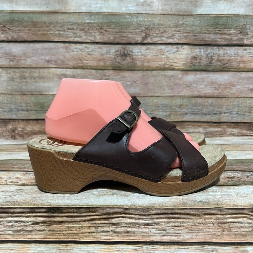Dansko Brown Leather Sela Sandals - Picture 3 of 8